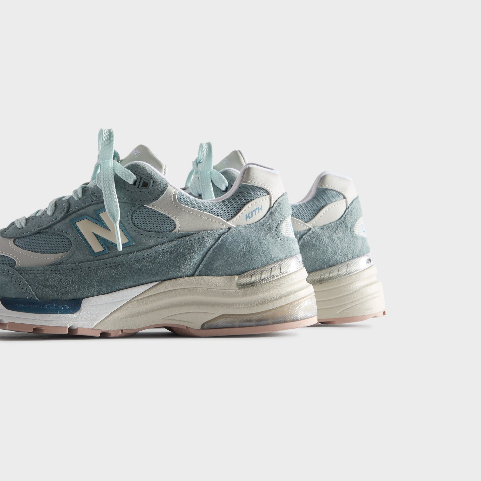 Kith & New Balance Made in USA 992 - Aegean Blue / Shadow Gray