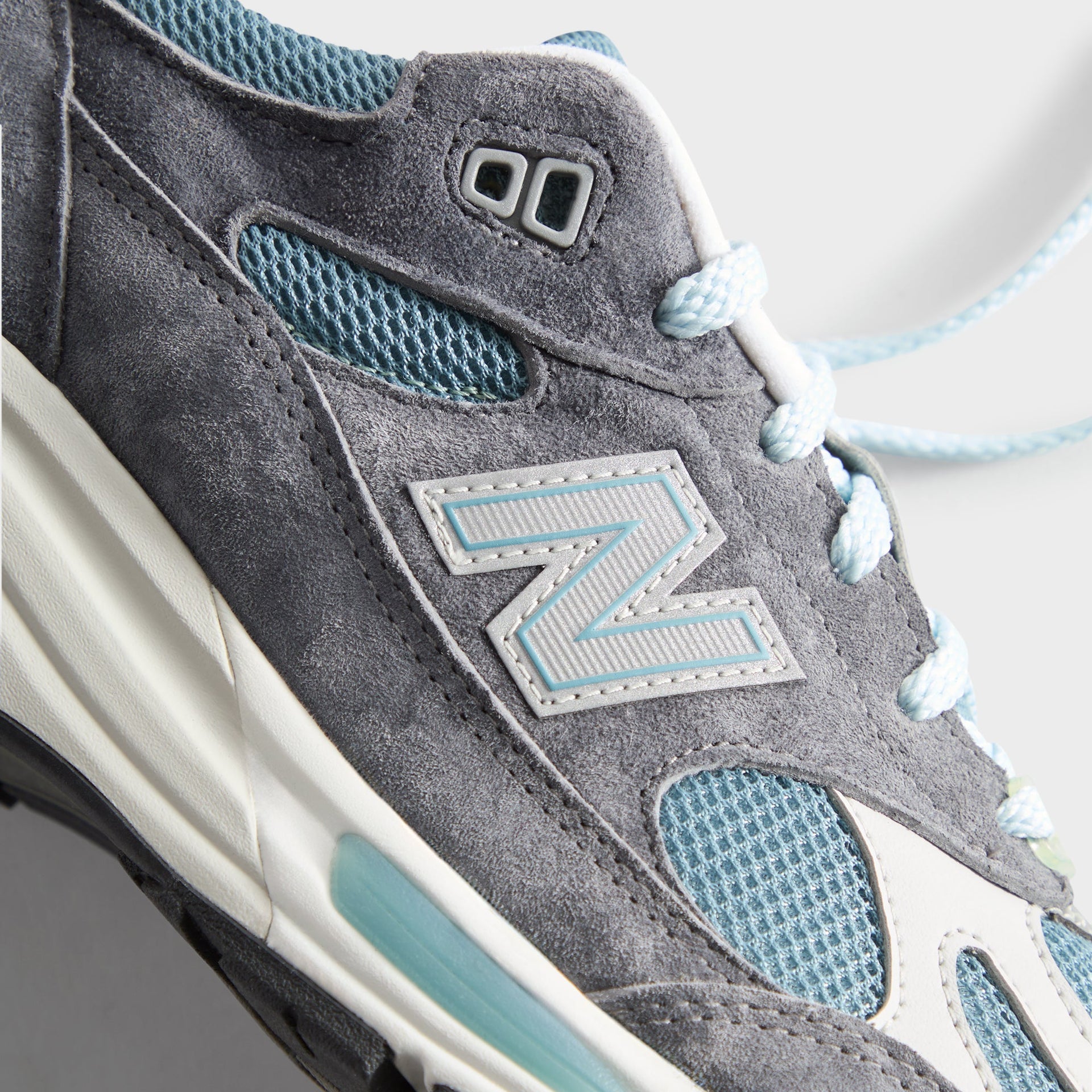 Kith & New Balance Made in UK 991V2 - Asphalt / Lead / Oyster Mushroom