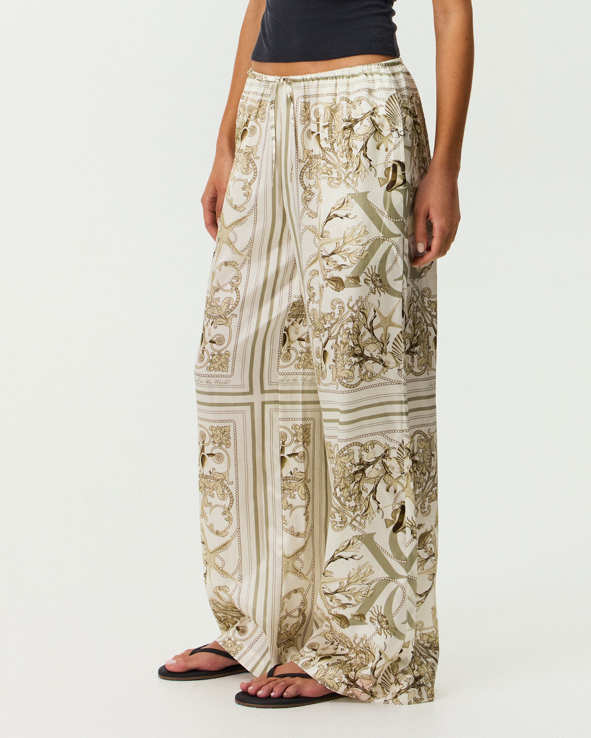 Kith Women Bottoms | Kith CA – Kith Canada