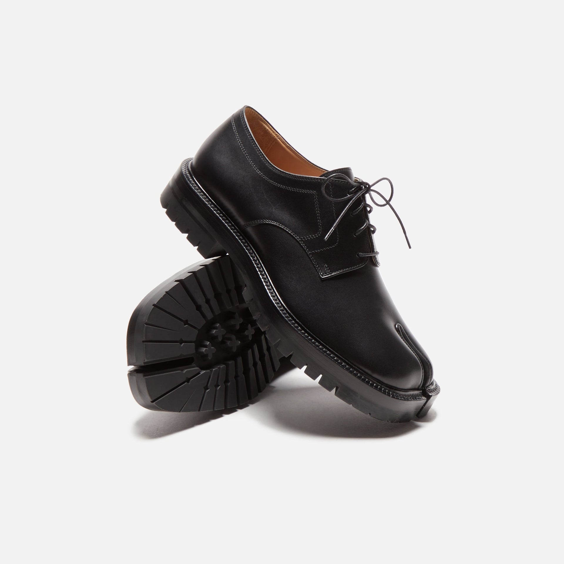 Maison Margiela Tabi County Lace-Up - Black