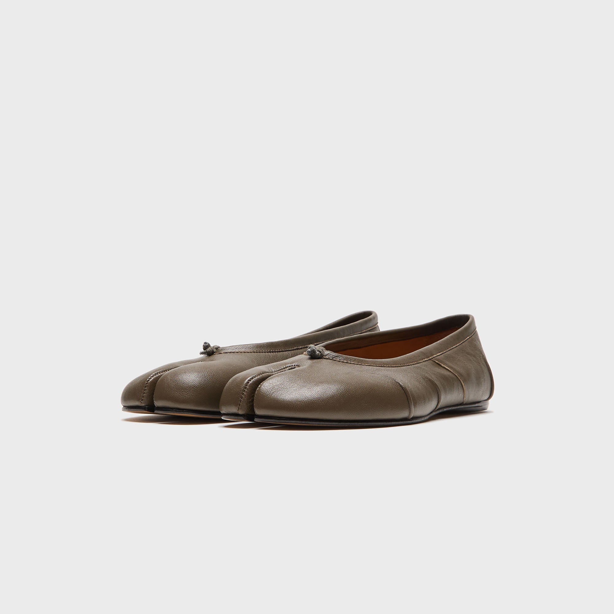 Maison Margiela Tabi Ballerina - Cold Brown – Kith Canada