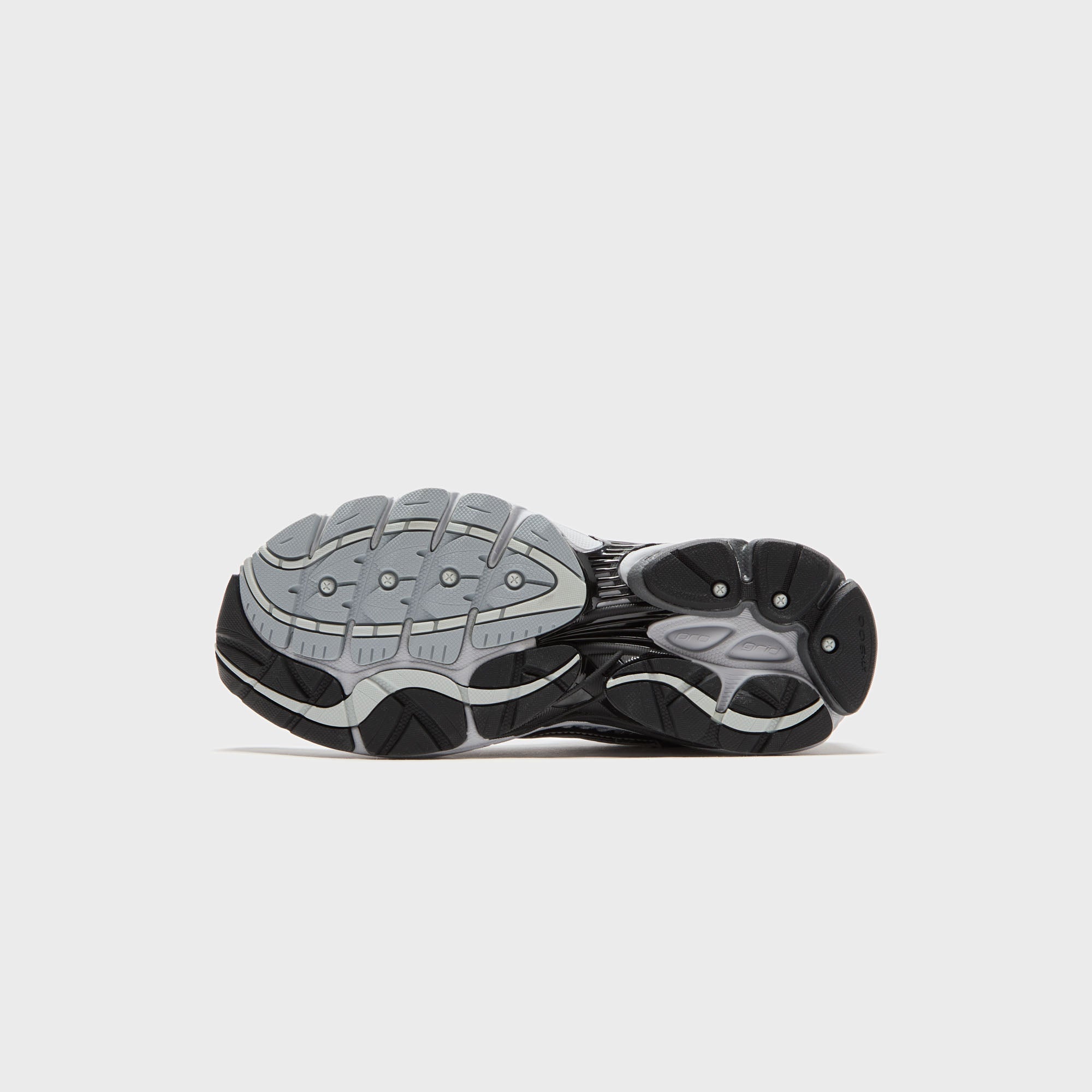 Saucony Progrid Omni 9 - Microchip – Kith Canada