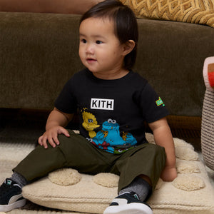 Kith Baby for Sesame Street Family Tee - Black