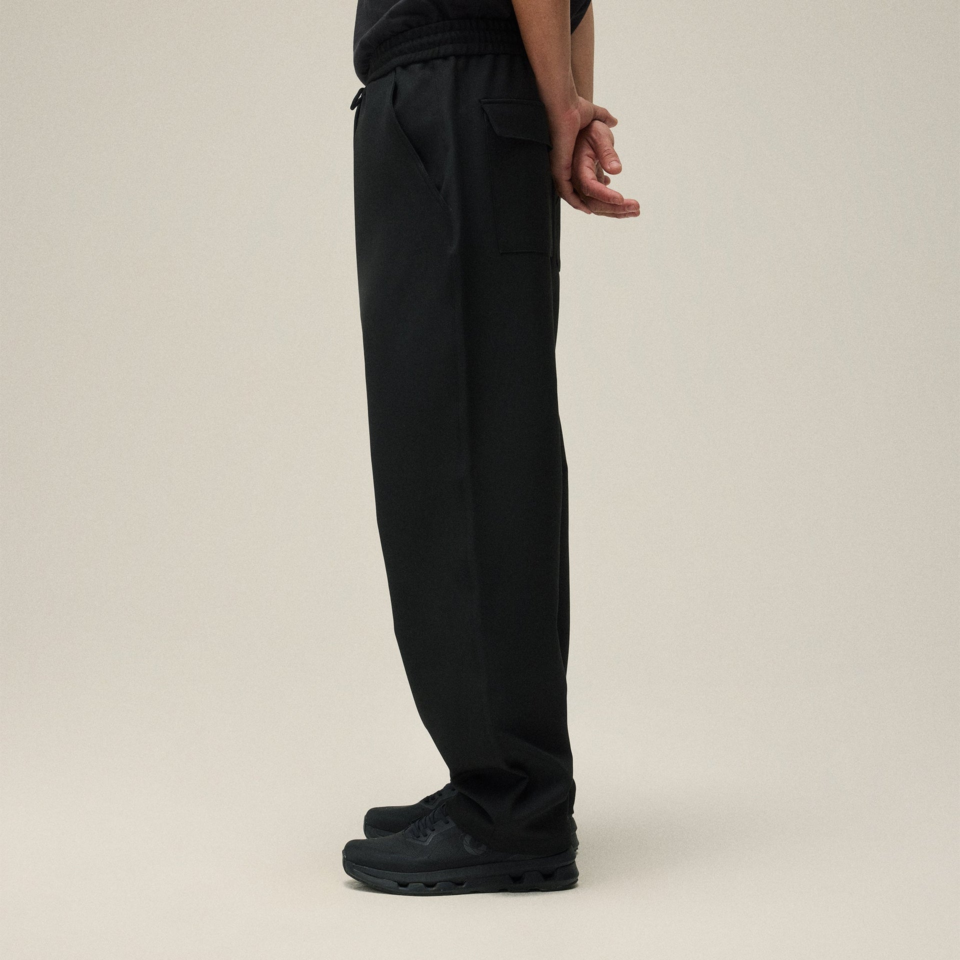 Kith Double Weave Elmhurst Pant in Black