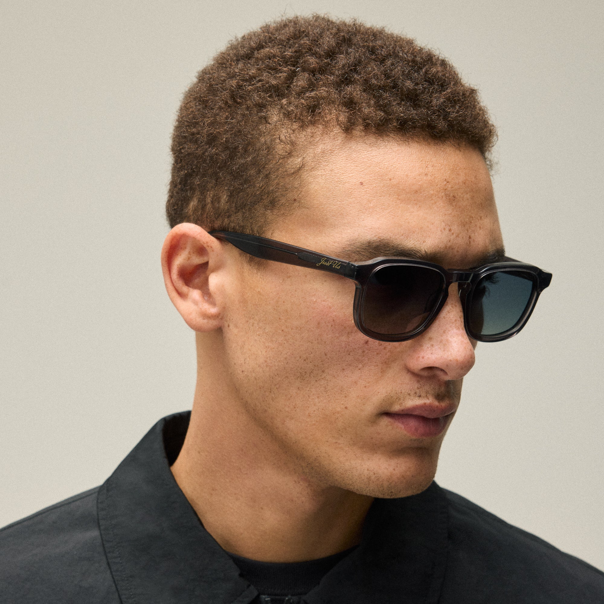 Kith Napeague Sunglasses - Grey Crystal / Blue – Kith Canada