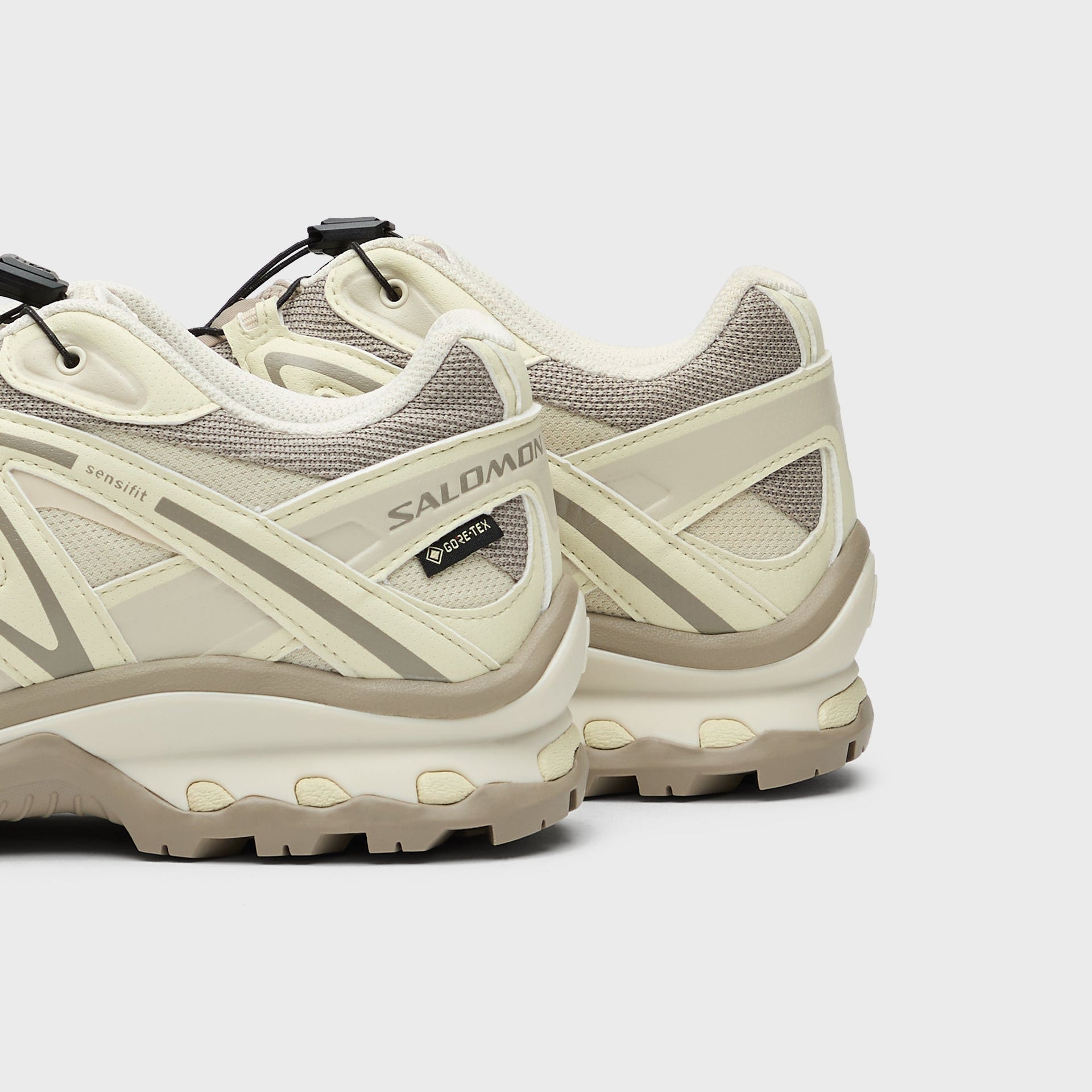 Salomon XT-QUEST GORE-TEX - Almond Milk / Aloe Wash / Vintage Khaki