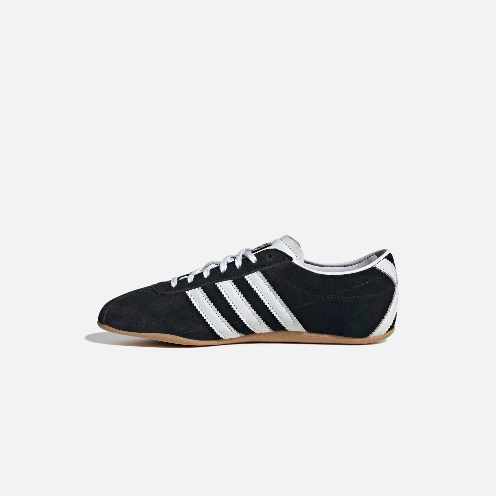 adidas Wmns Tokyo - Core Black / Cloud White / Gum