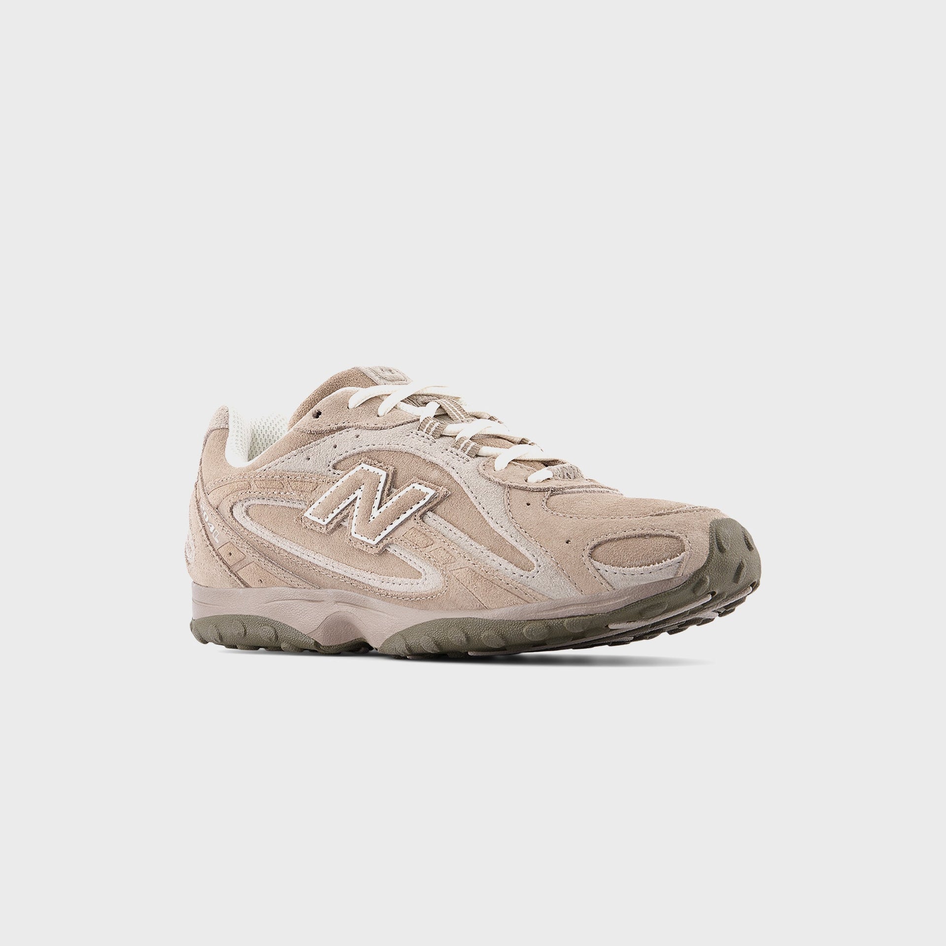New Balance 204L - Mushroom / Arid Stone