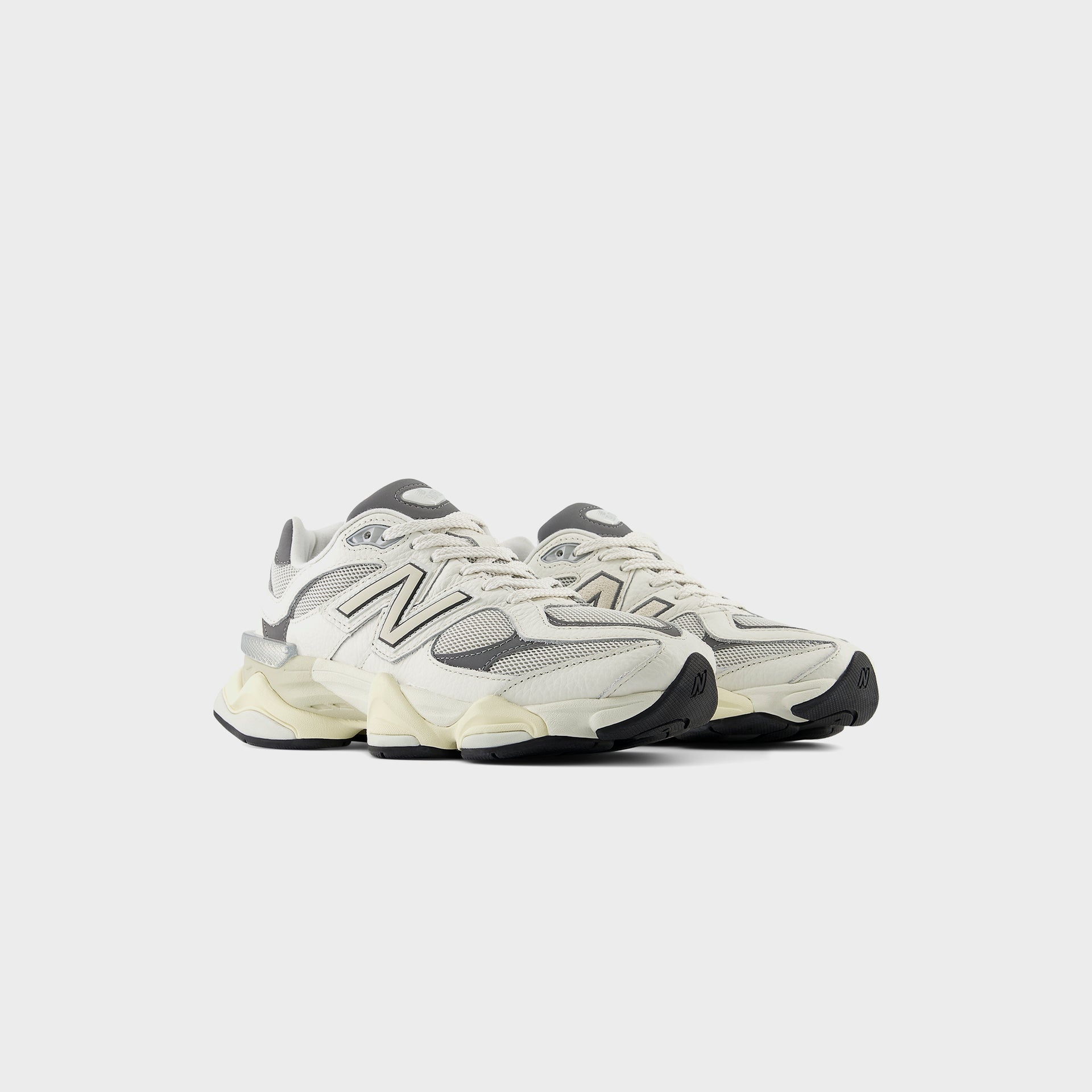 New Balance 9060 - Sea Salt