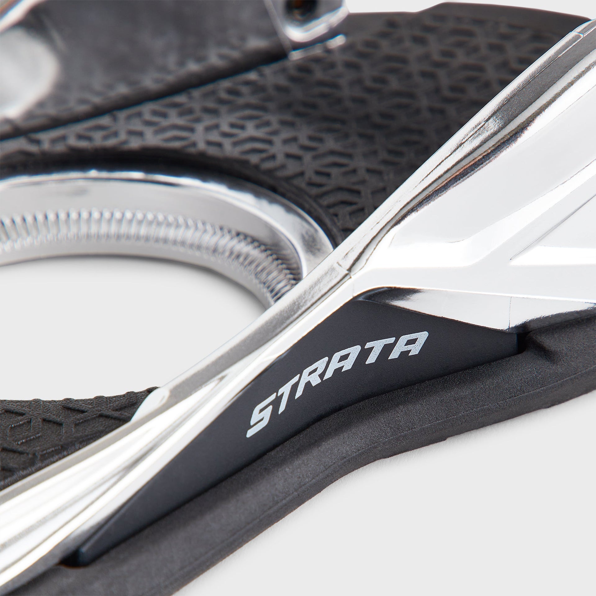 Kith for Union Binding Company Strata Snowboard Binding - Chrome