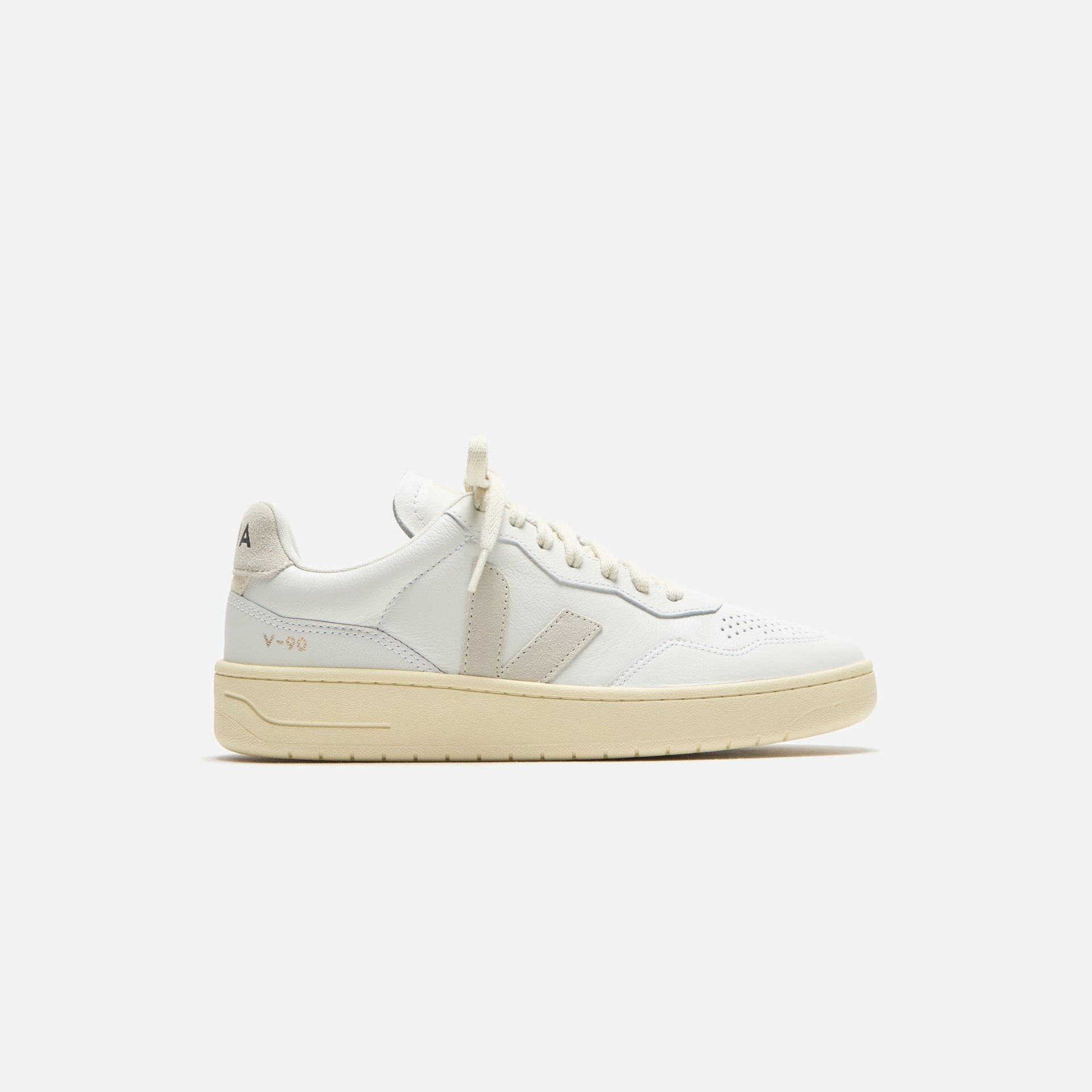 Veja Wmns V-90 - Extra White / Natural