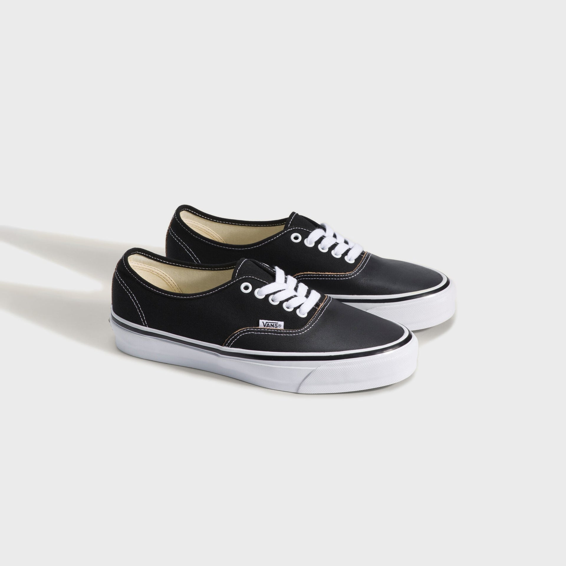 VANS OTW Authentic 44 Siped Vibram - Black / Ochre Red