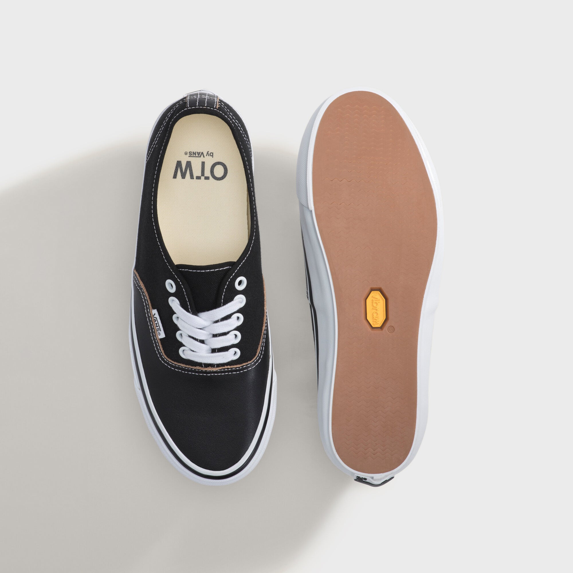 VANS OTW Authentic 44 Siped Vibram - Black / Ochre Red – Kith Canada