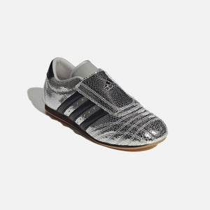 adidas Wmns Taekwondo - Silver Metallic / Core Black / Gum