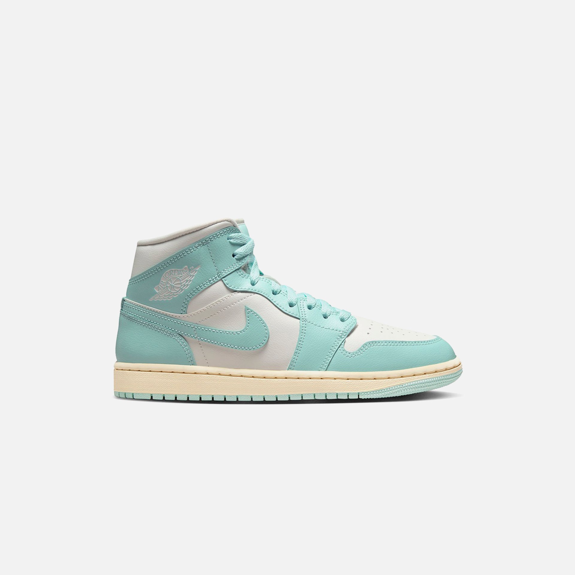 Nike WMNS Air Jordan 1 Mid - Sail / Muslin / Light Dew