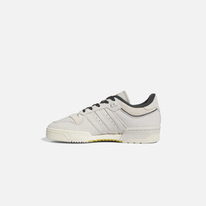 adidas Rivalry 86 Low 003 - Talc / Carbon / Cream White