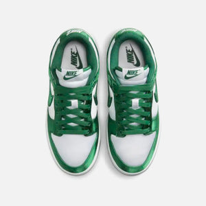 Nike WMNS Dunk Low - White / Team Green