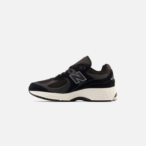 New Balance GS 2002R - Black