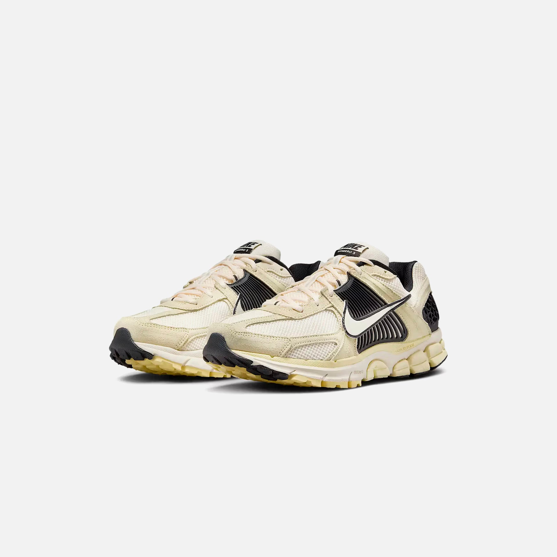 Nike Zoom Vomero 5 - Alabaster / Black / White / Pale Ivory