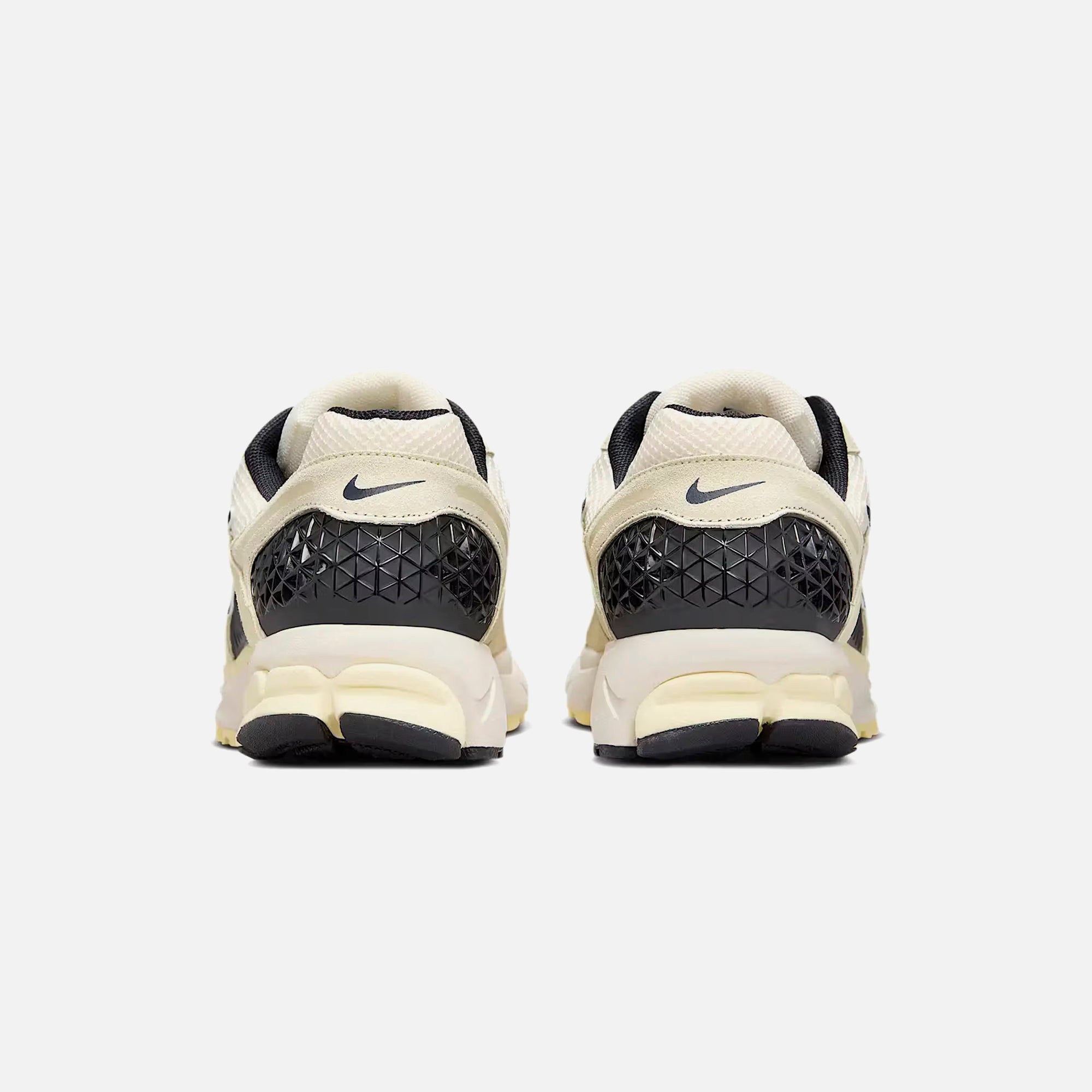 Nike Zoom Vomero 5 - Alabaster / Black / White / Pale Ivory – Kith