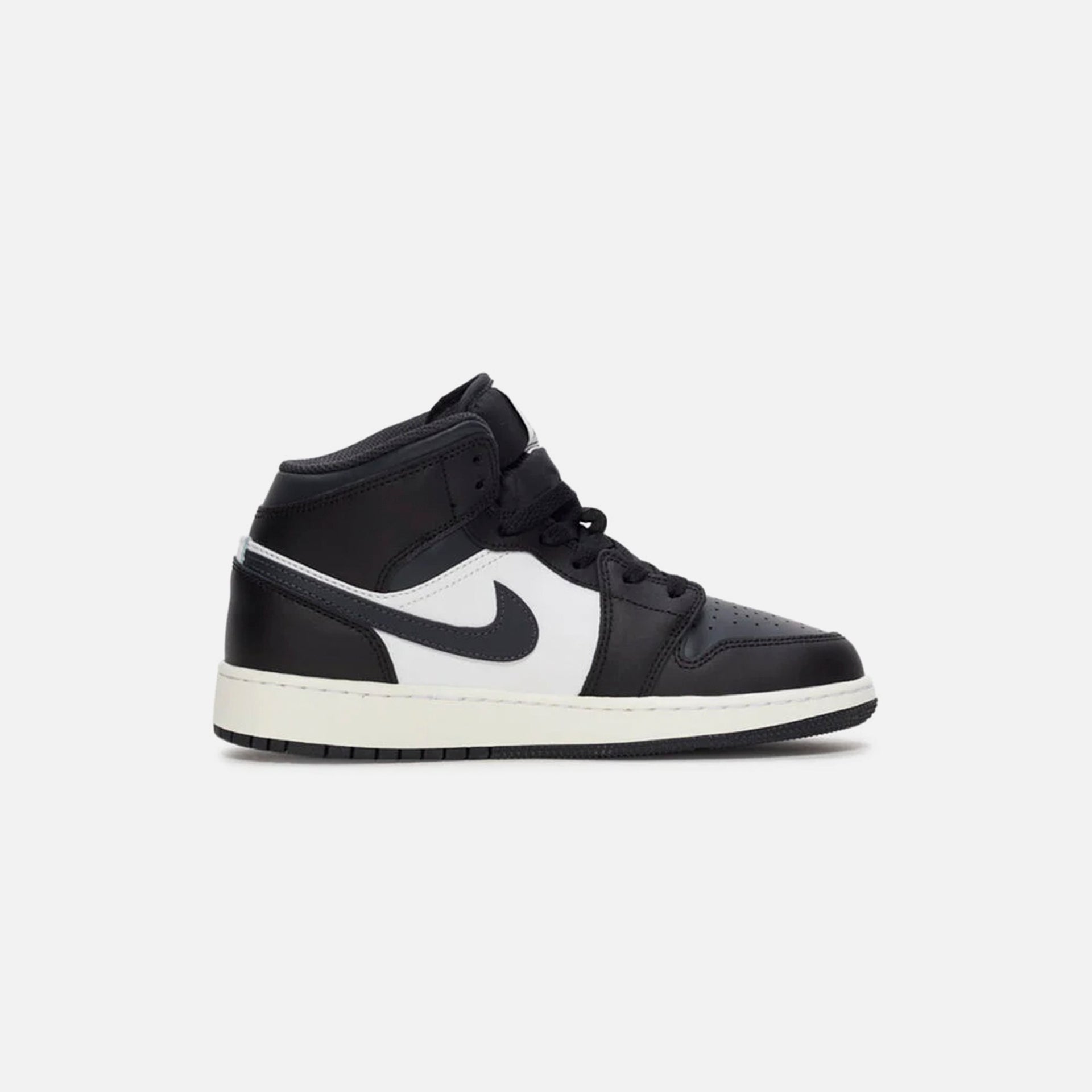 Nike GS Air Jordan 1 Mid - Black / Summit White / Off Noir