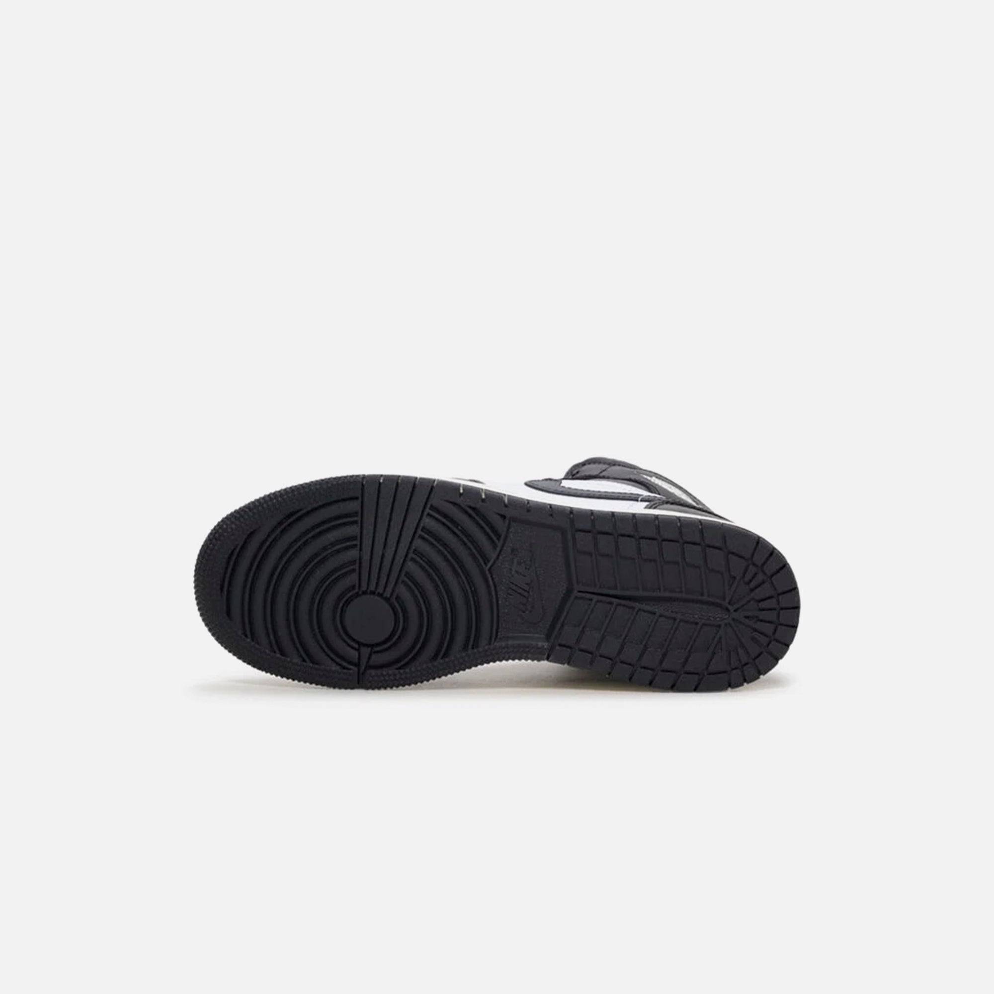 Nike GS Air Jordan 1 Mid White/Black 25㎝ Jordan Air Jordan 1 Mid - White / Black – Kith Canada