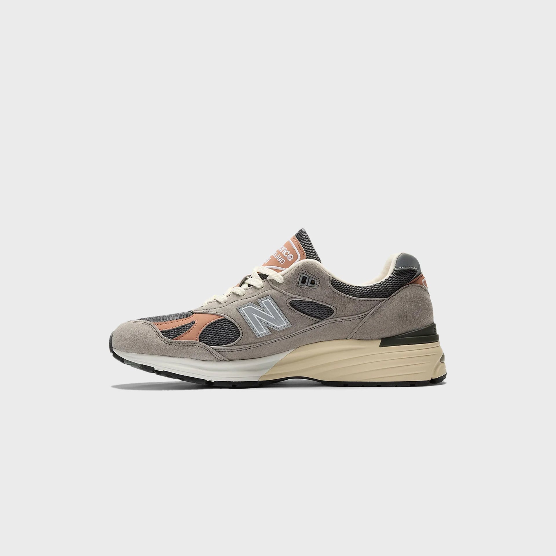 New Balance Made in UK 991v2 - Dove / Alloy / Silver