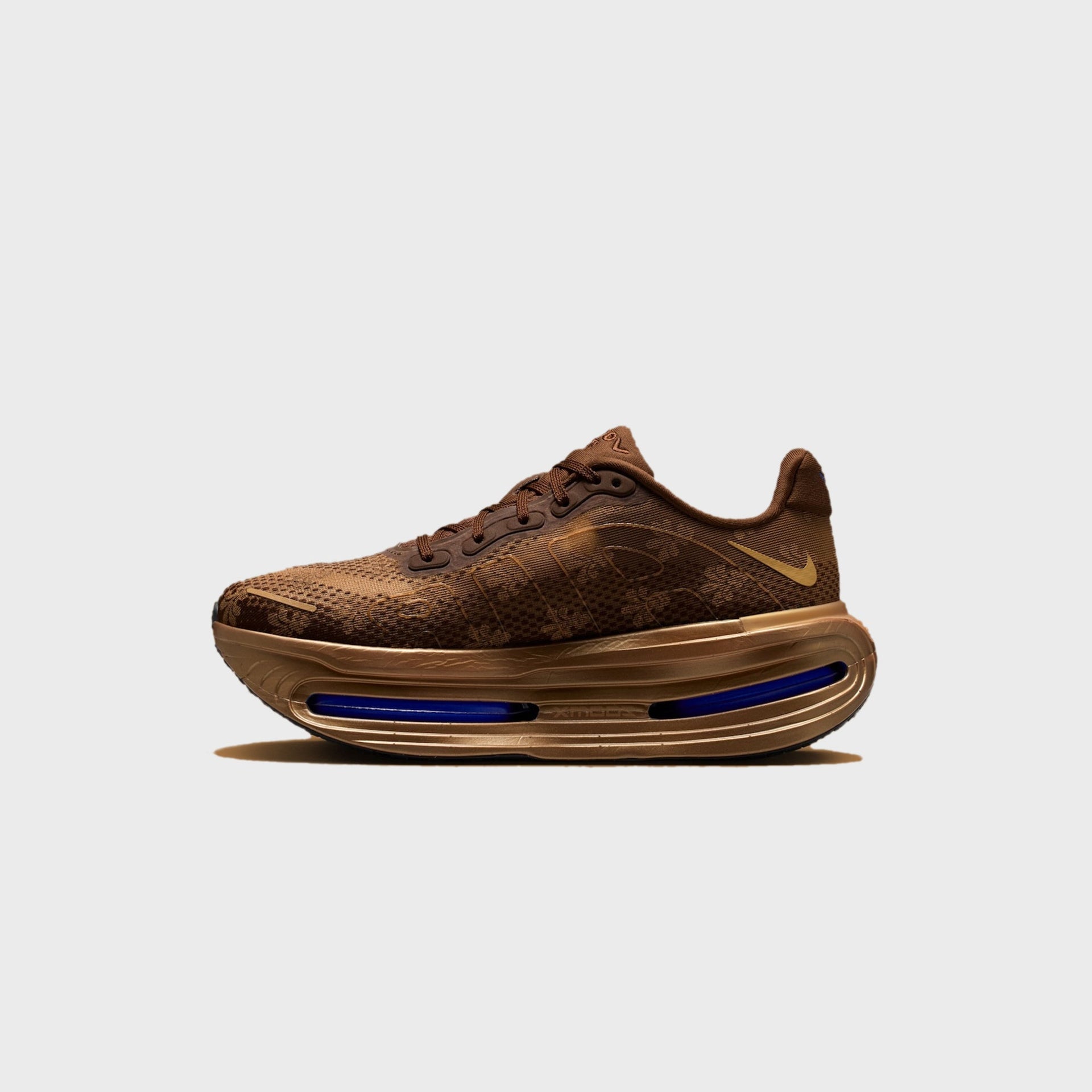 Nike WMNS Vomero Premium - Flat Stout / Cacao Wow / Team Royal