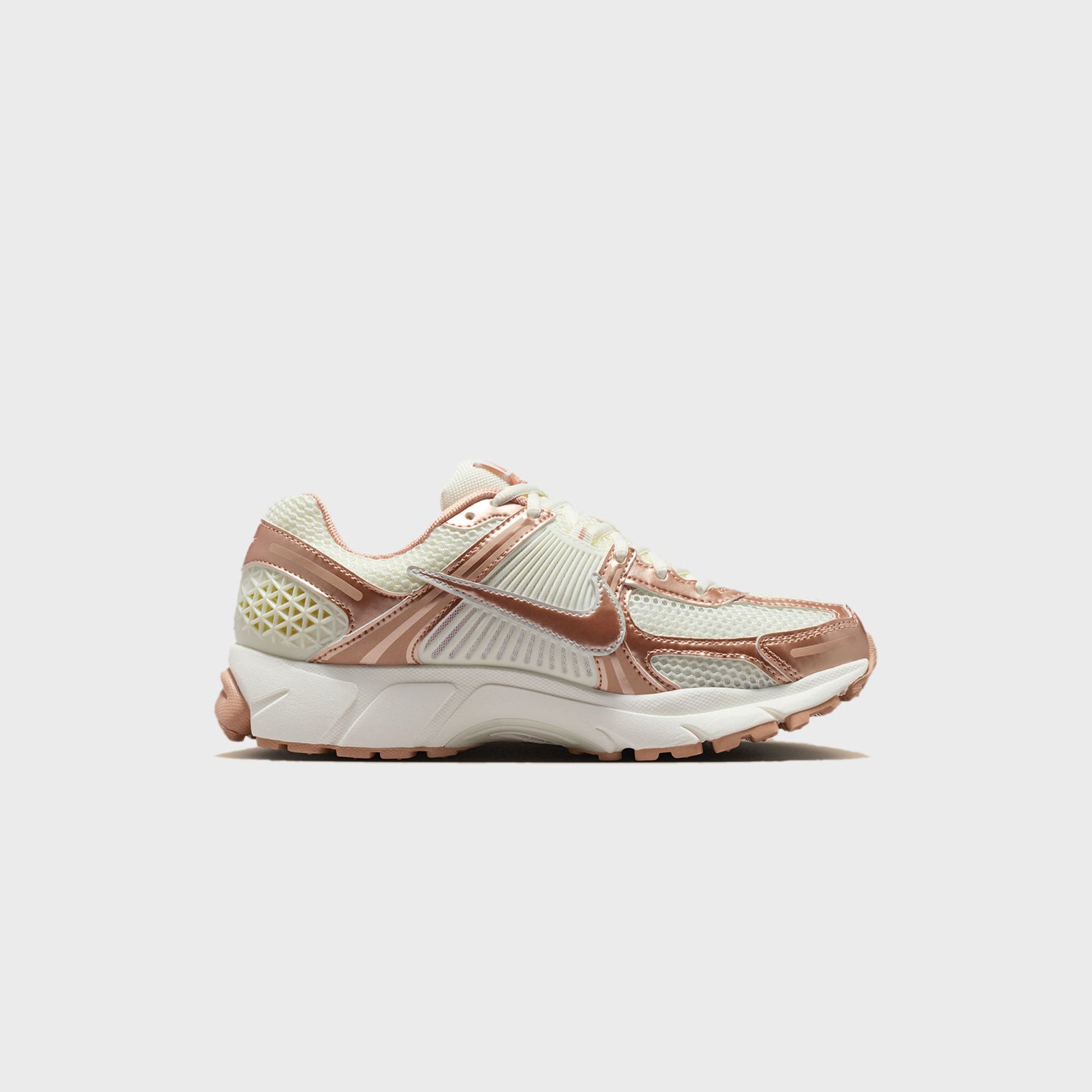 Nike WMNS Zoom Vomero 5 - Sail / White / Rose Gold