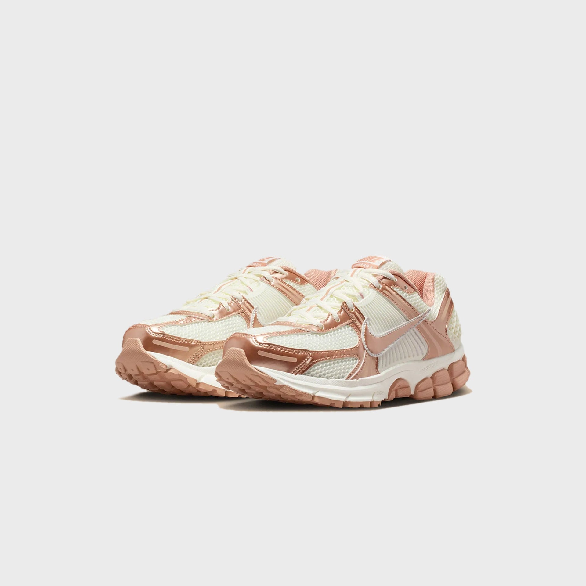 Nike WMNS Zoom Vomero 5 - Sail / White / Rose Gold
