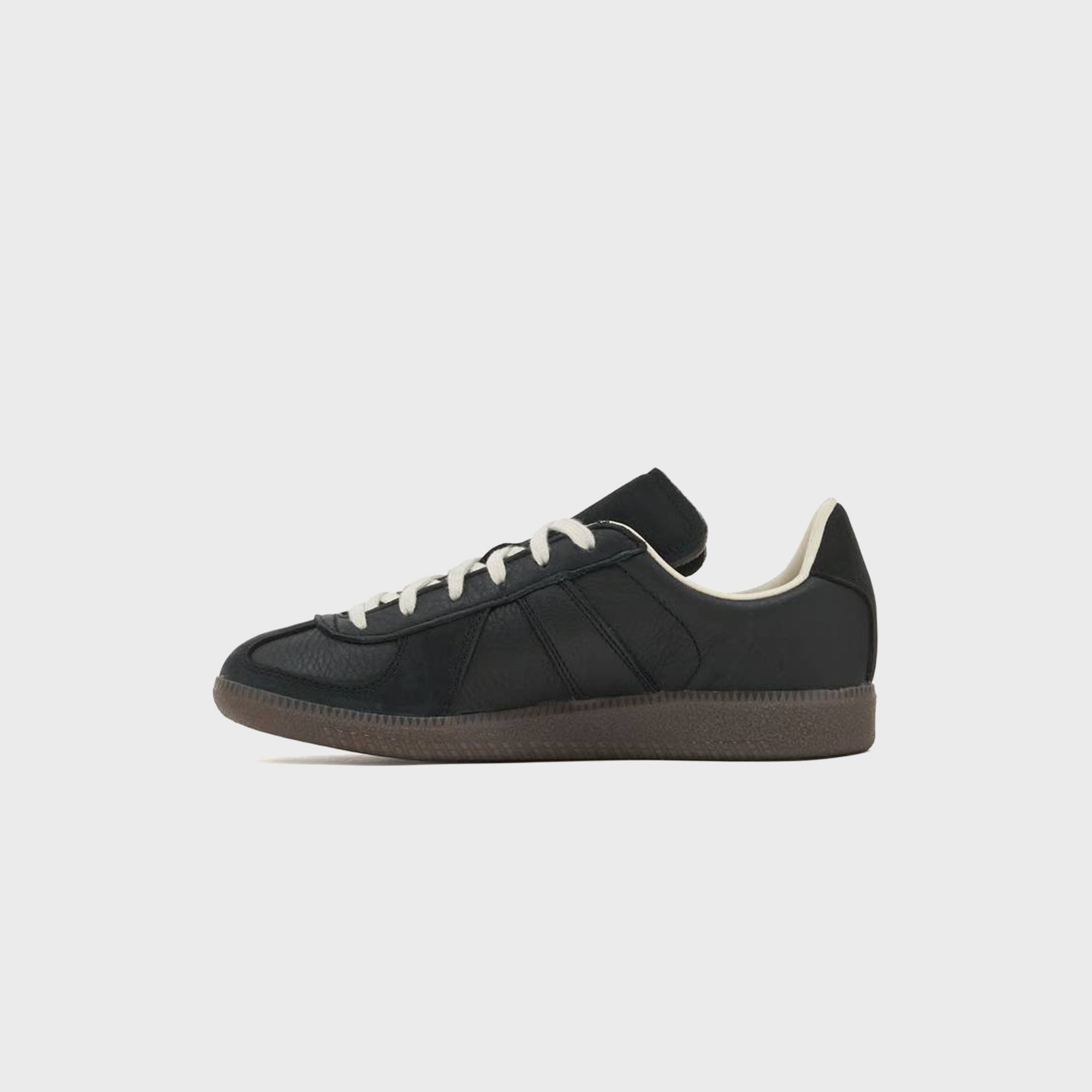クロネコ adidas x Hartcopy BW Army - Sesame / Chalk White – Kith Canada