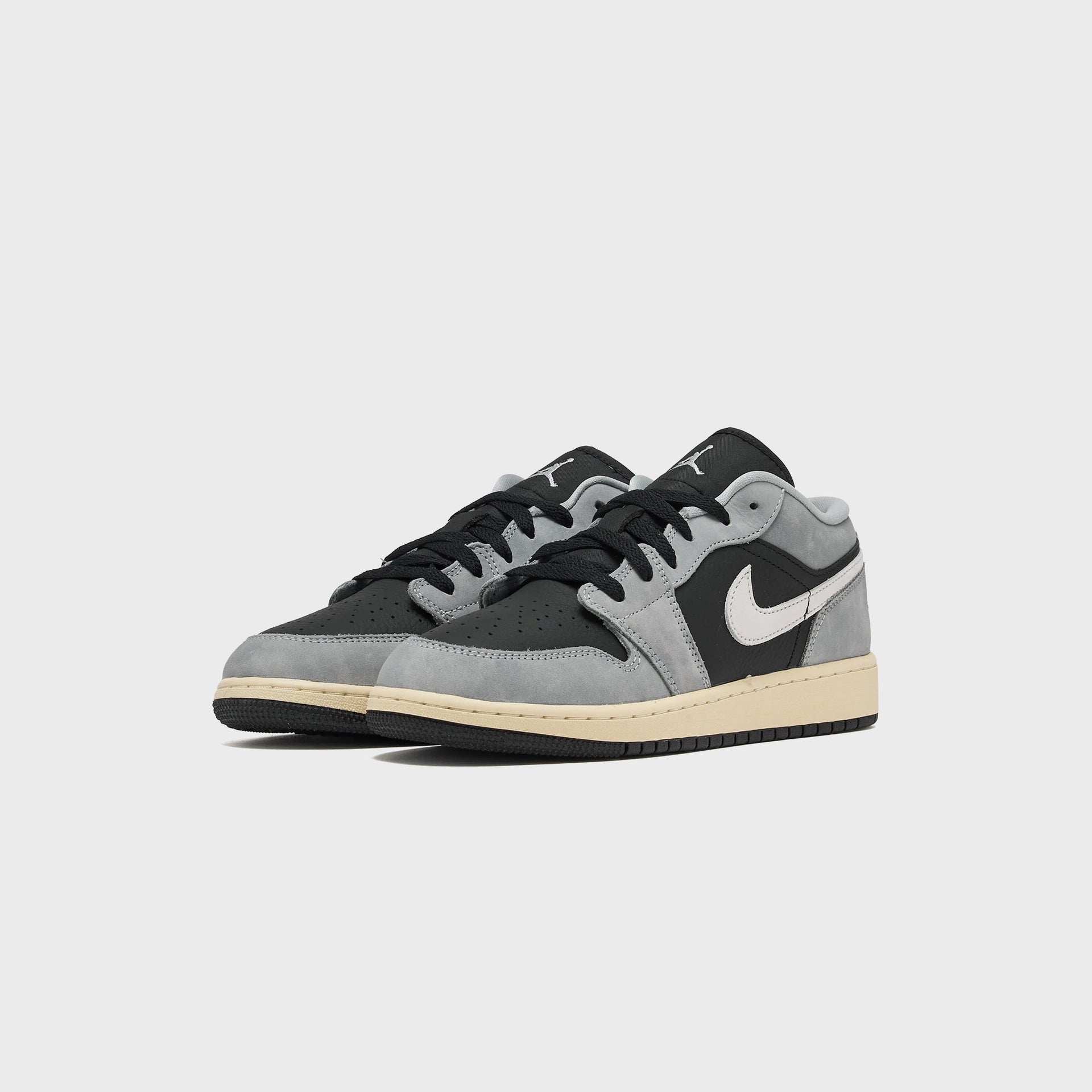 Nike GS Air Jordan 1 Low SE - Light Smoke Grey / Black / Sail / Muslin