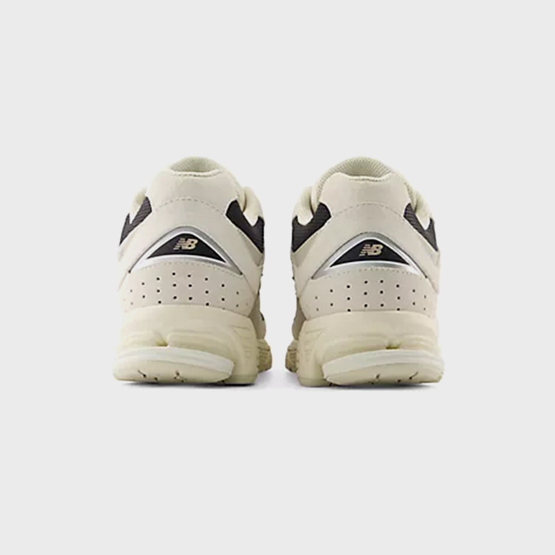 New Balance 2002R - Arid Stone / Black Coffee