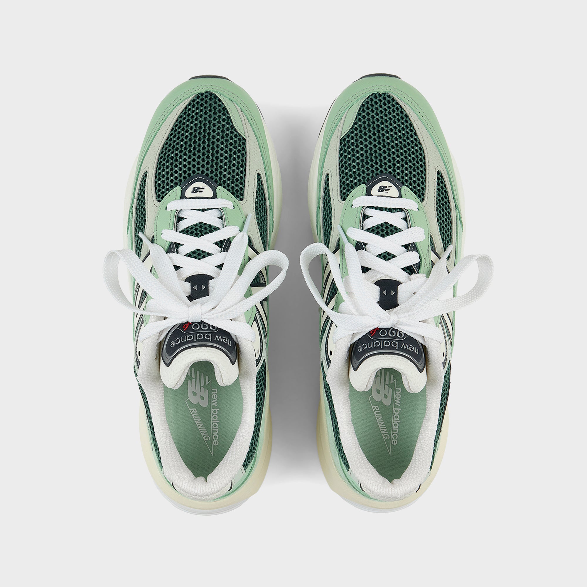 New Balance Made in USA 990v6 - Avocado / Natural Mint
