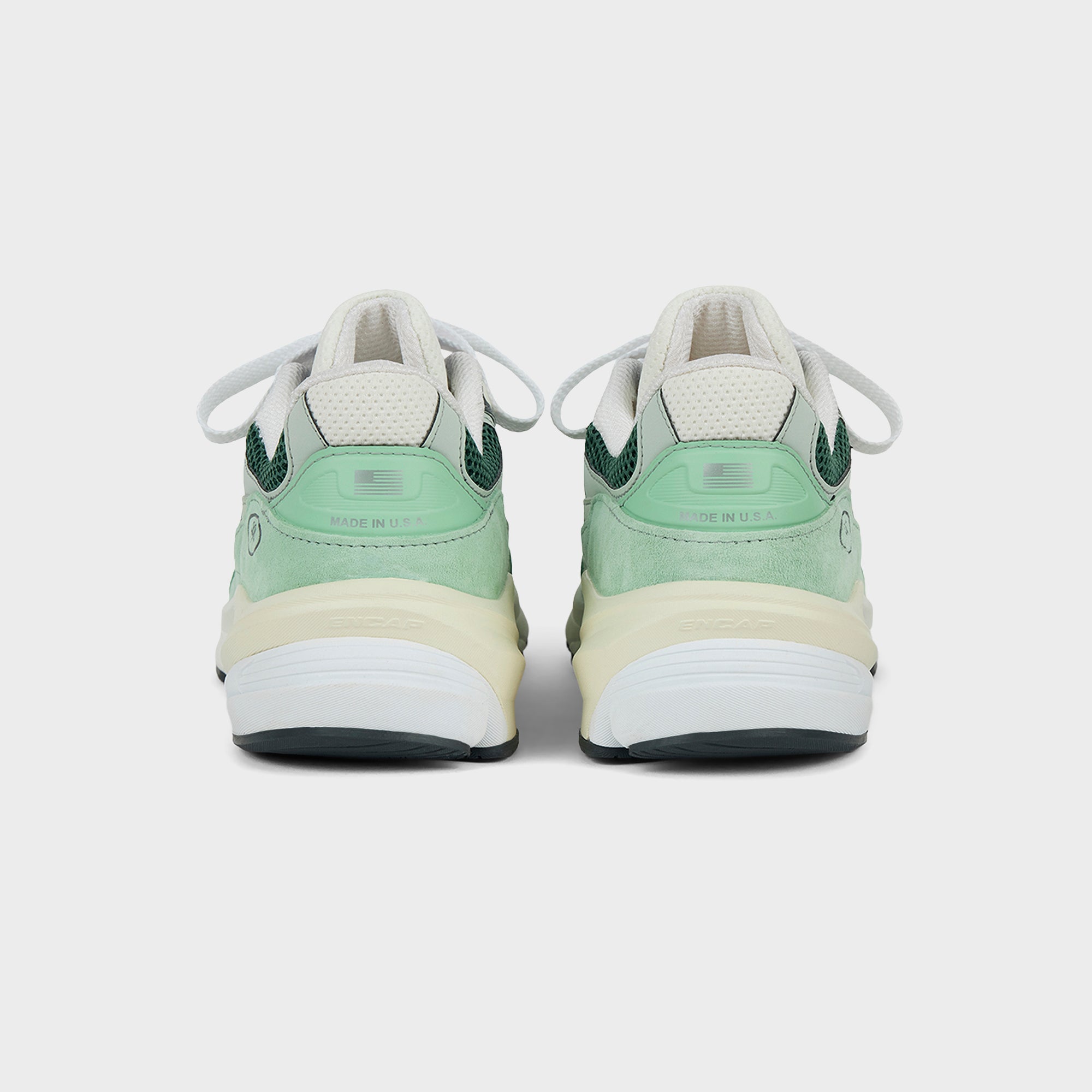 New Balance Made in USA 990v6 - Avocado / Natural Mint