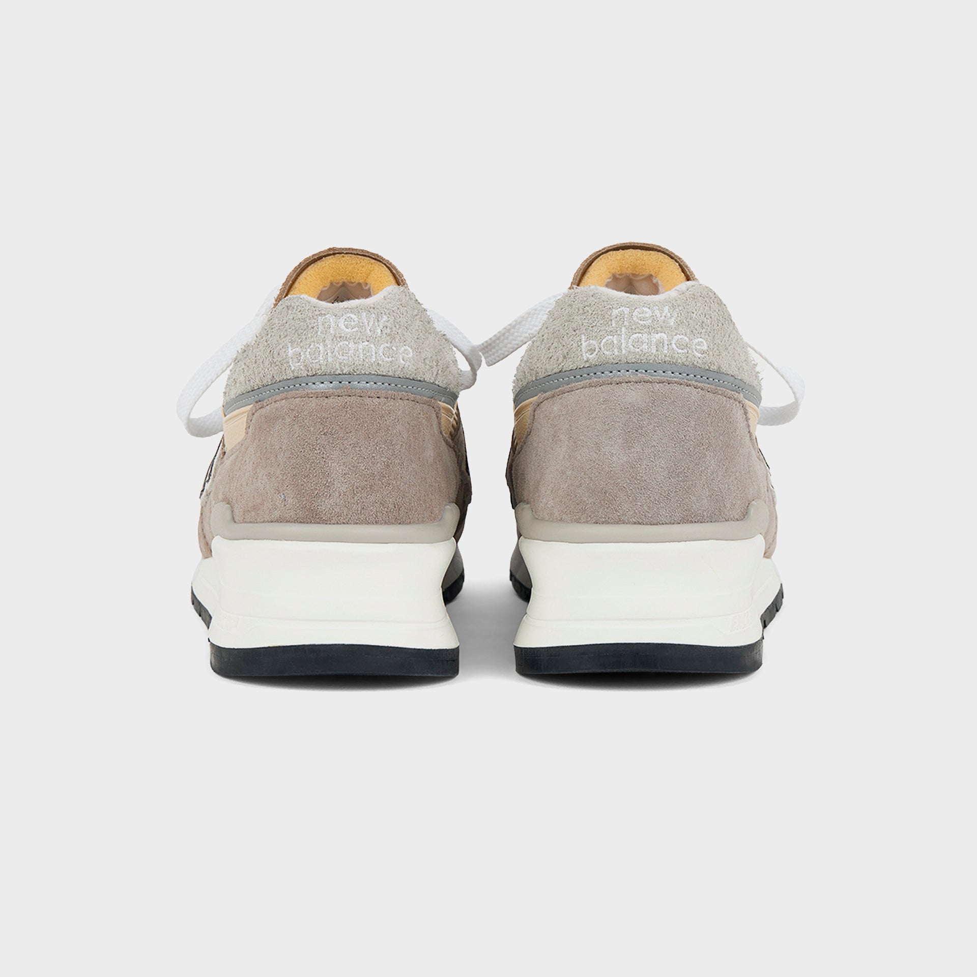 New Balance Made in USA 997 - Light Mushroom / Mirage Gray